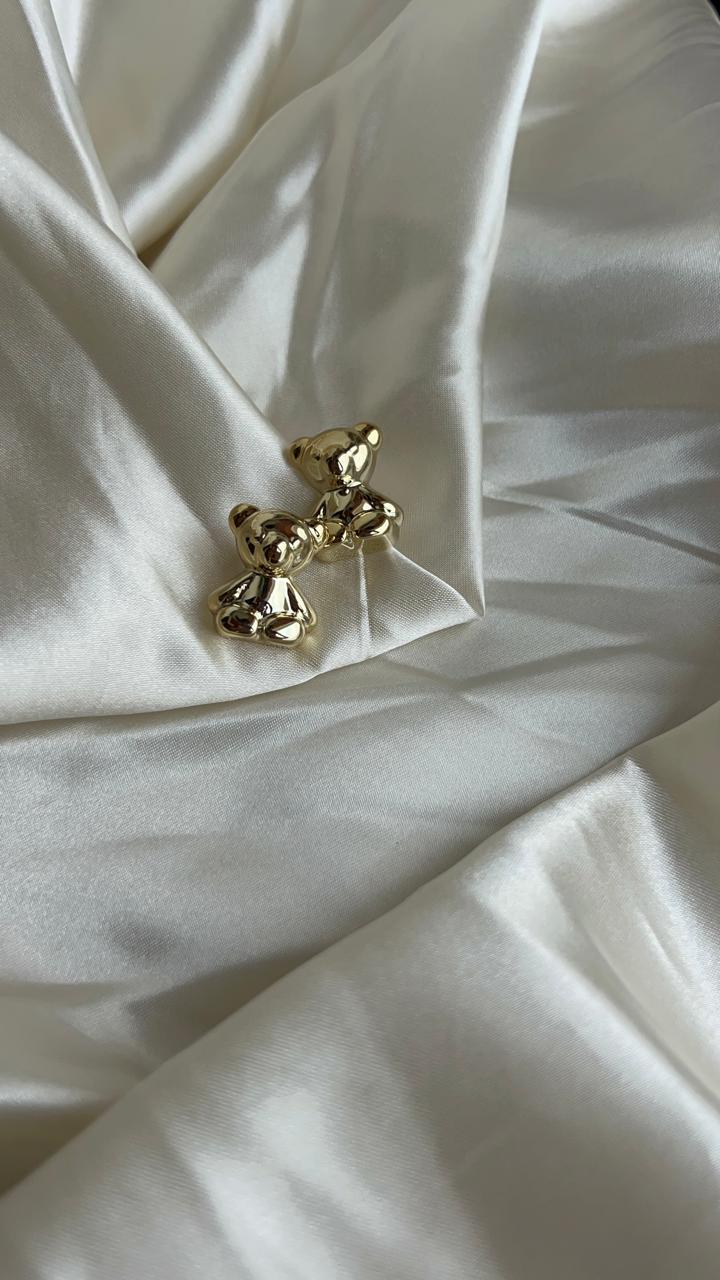 Teddy Studs